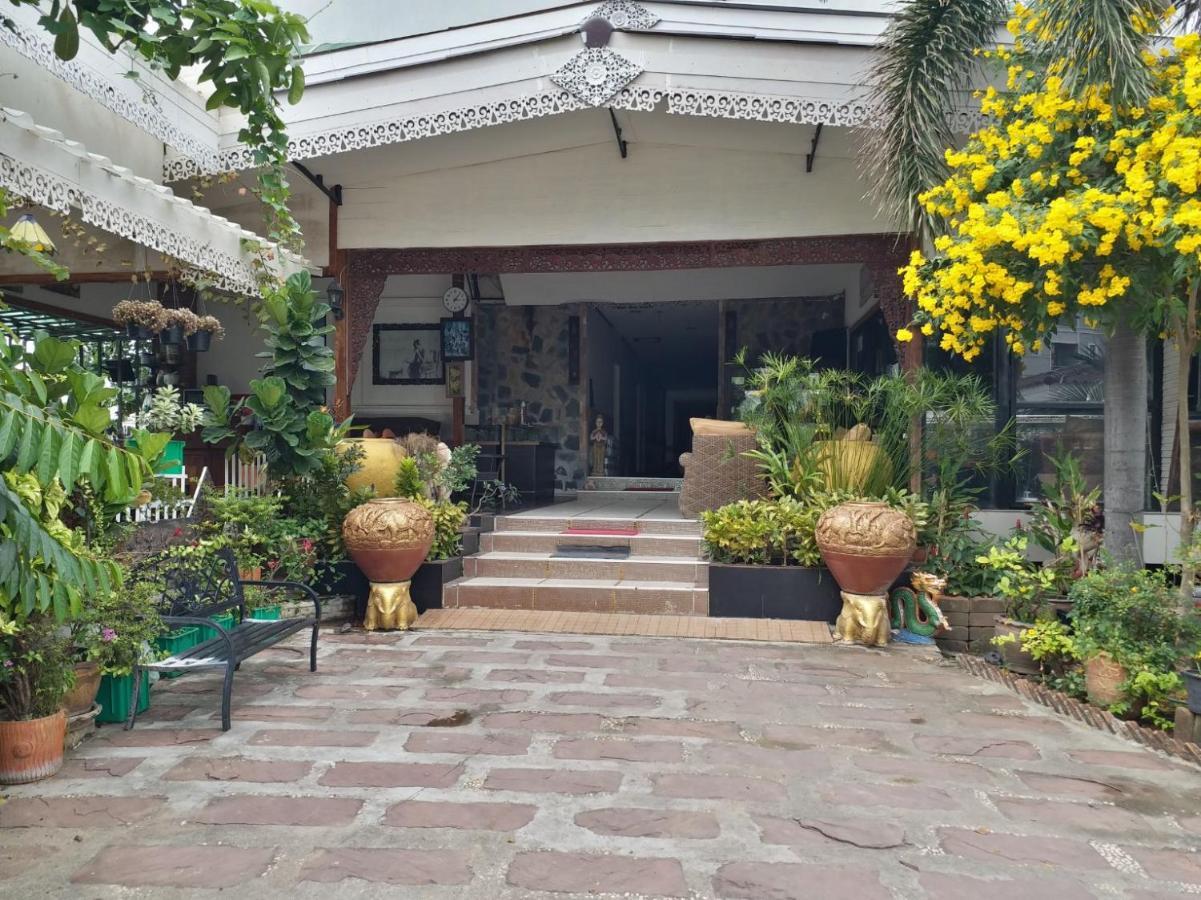 Platinum Place Bangkok Extérieur photo