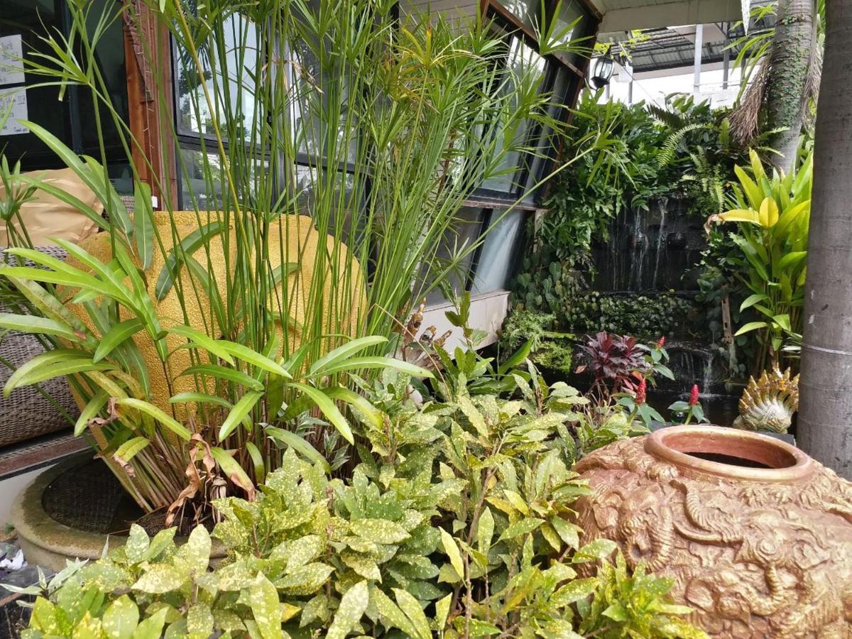 Platinum Place Bangkok Extérieur photo